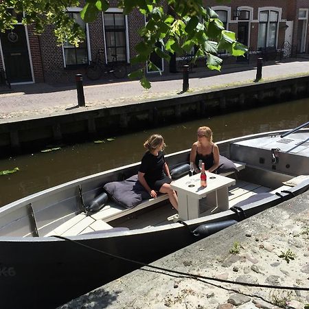 B&B Het Herenhuys Aan De Historische Gracht Van Kollum Ngoại thất bức ảnh