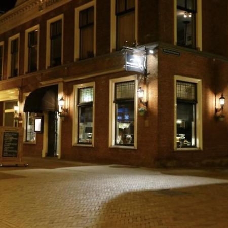 B&B Het Herenhuys Aan De Historische Gracht Van Kollum Ngoại thất bức ảnh