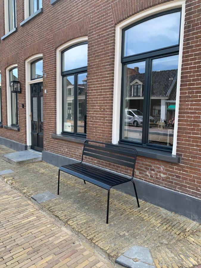 B&B Het Herenhuys Aan De Historische Gracht Van Kollum Ngoại thất bức ảnh